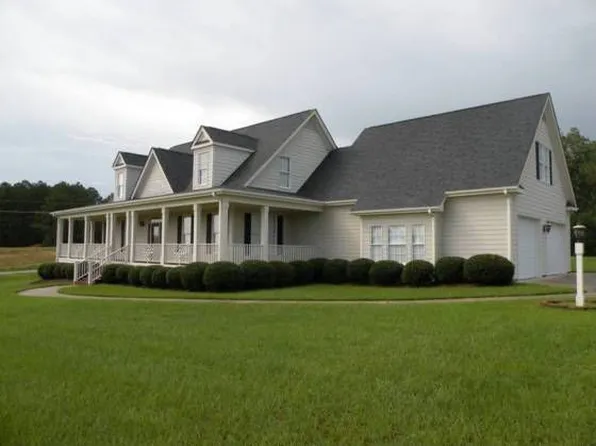 101 Old Mill Dr, Angier, NC 27501