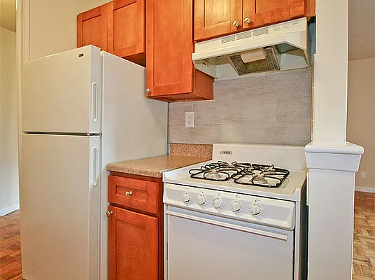 Rented by SW Queens Mezzanine | media 14