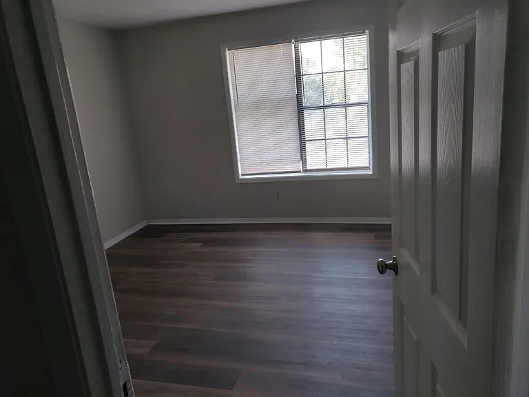 2235 Highpoint Rd — Photo 3