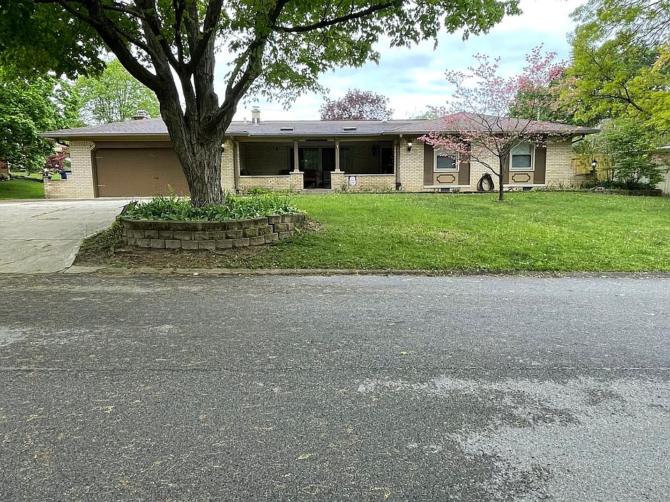 1st image of 315 W Cragmont Dr