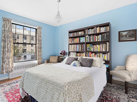 5th image of 315 Saint Johns Pl APT 2C