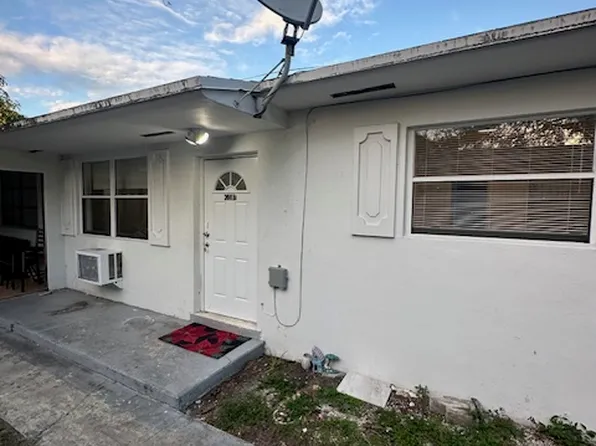 2503 NE 184th Ter, North Miami Beach, FL 33160