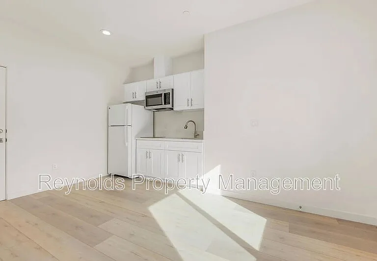 22332 Bonita Ct — Photo 4