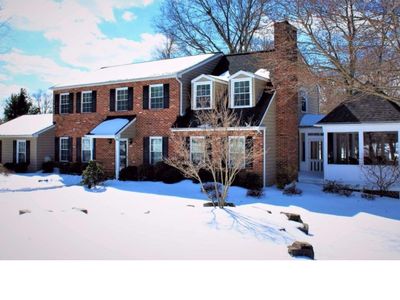 4 Settlers Dr, Doylestown, PA, 18901