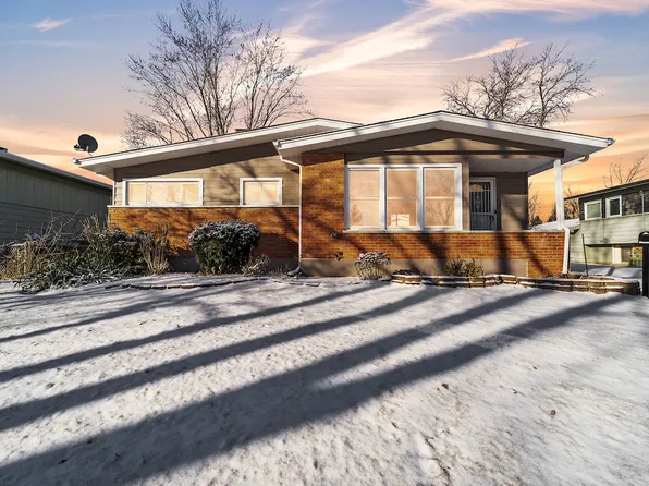 3320 Stonegate Rd, Waukegan, IL 60087