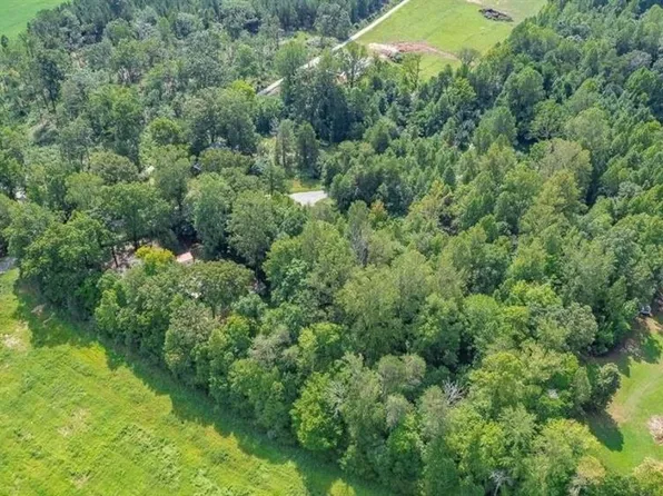 6200 Three Loy Rd, Mc Leansville, NC 27301