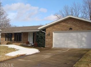 4 Independence Sq, Bloomington, IL 61704
