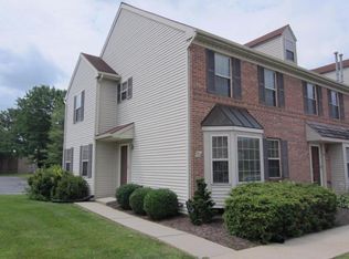 25 Acorn Blvd, Lancaster, PA 17602