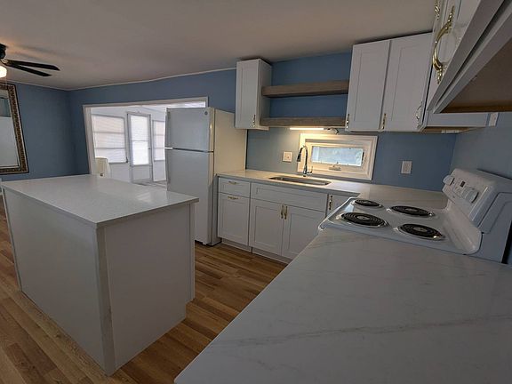 3rd image of 6700 150th Ave N Lot 516