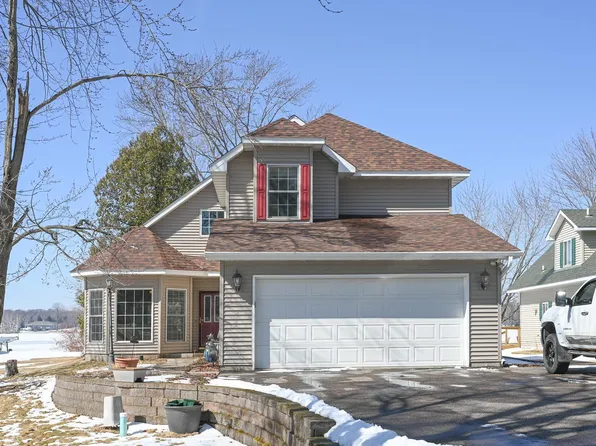 27180 Lakewood Dr NW, Isanti, MN 55040