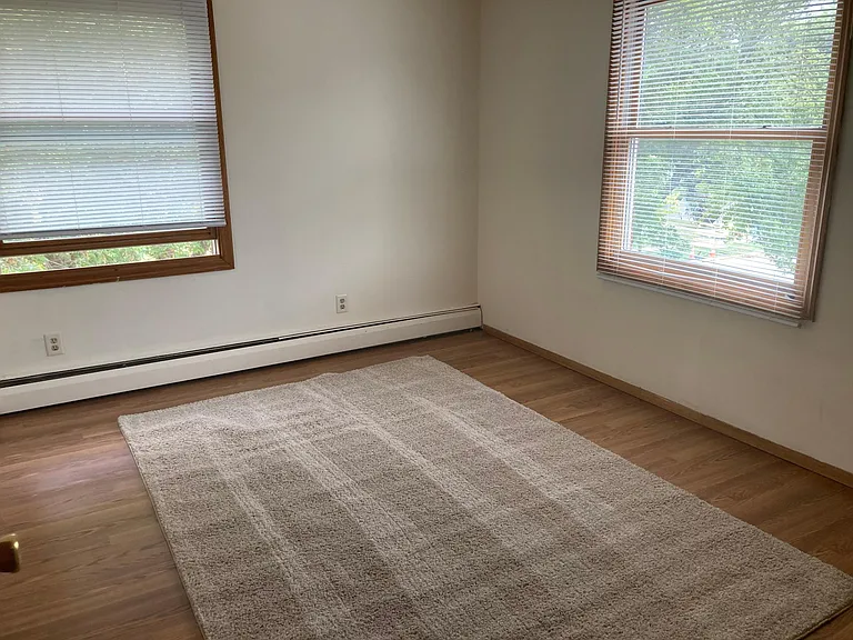 Kimberly Apartments — Photo 5
