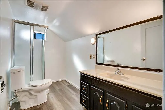 4522 Pacific Ave — Photo 10