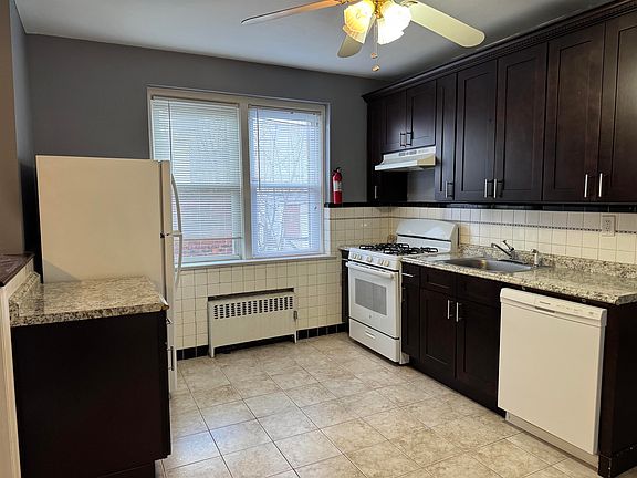 2nd image of 78-80 Carmer Ave #3