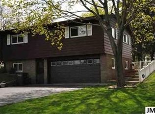 4001 Stonewall Rd, Jackson, MI 49203