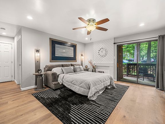 Family Room with Queen Pullout Couch Extended