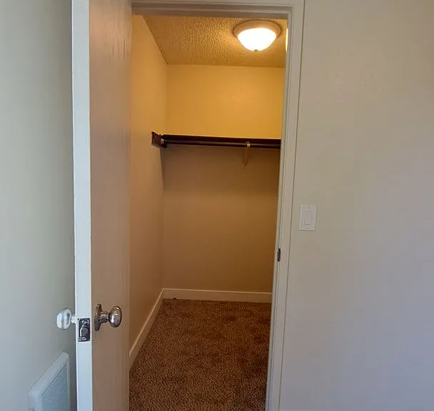 1934 Lincoln Ave SE #203 — Photo 10