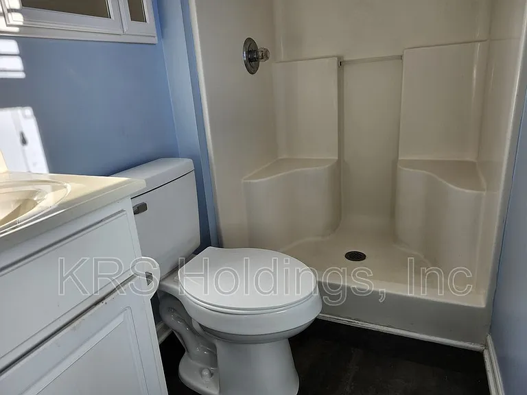 1210 Victorian Village Dr — Photo 14