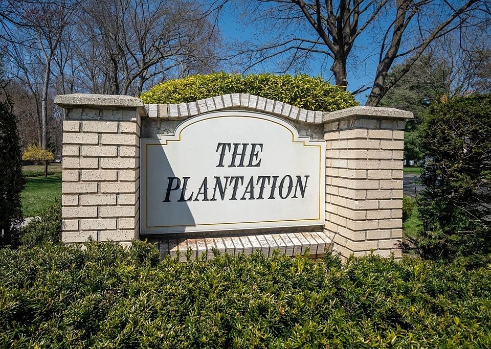 1st image of 106 Plantation Dr