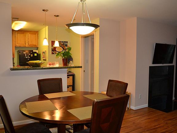 2nd image of 3175 Summit Square Dr APT C10