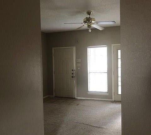 5th image of 1933 Island Cir APT B105