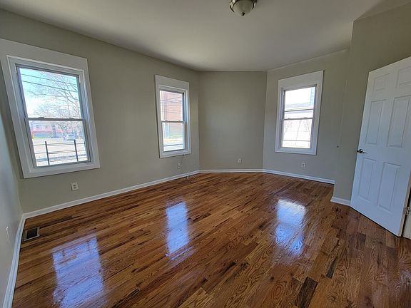 5th image of 336 17th Ave #1E