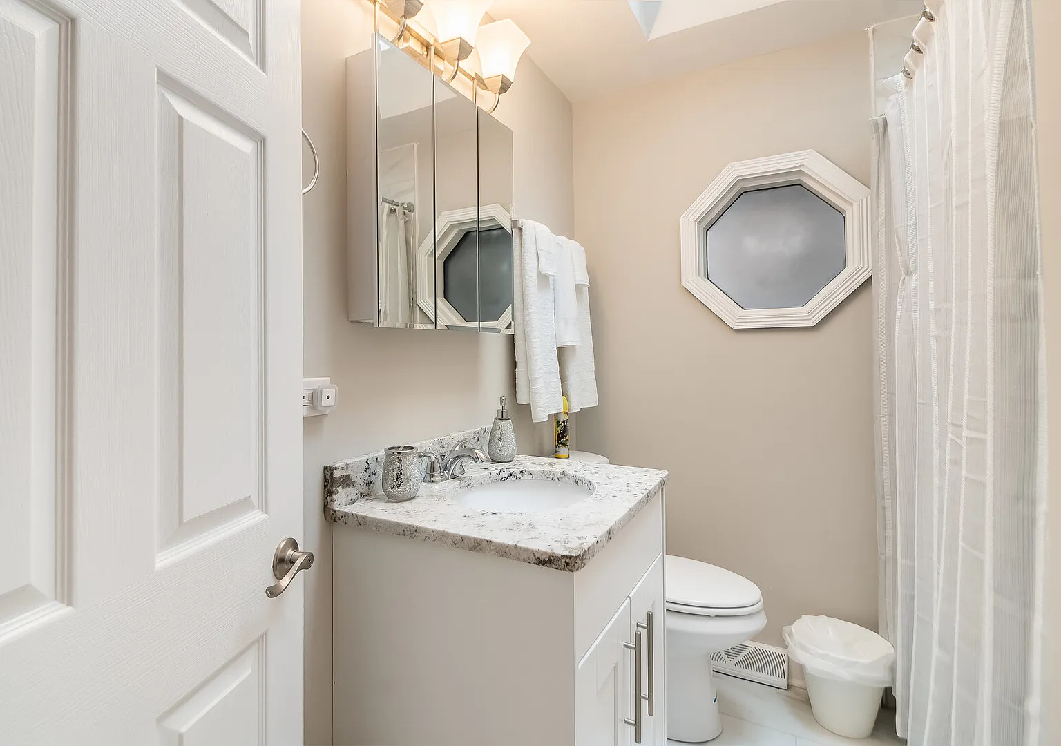 Elgin FHS Rental - Jay St — Photo 4