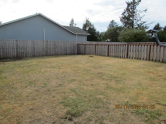 4th image of 801 Pt Brown Ave #A