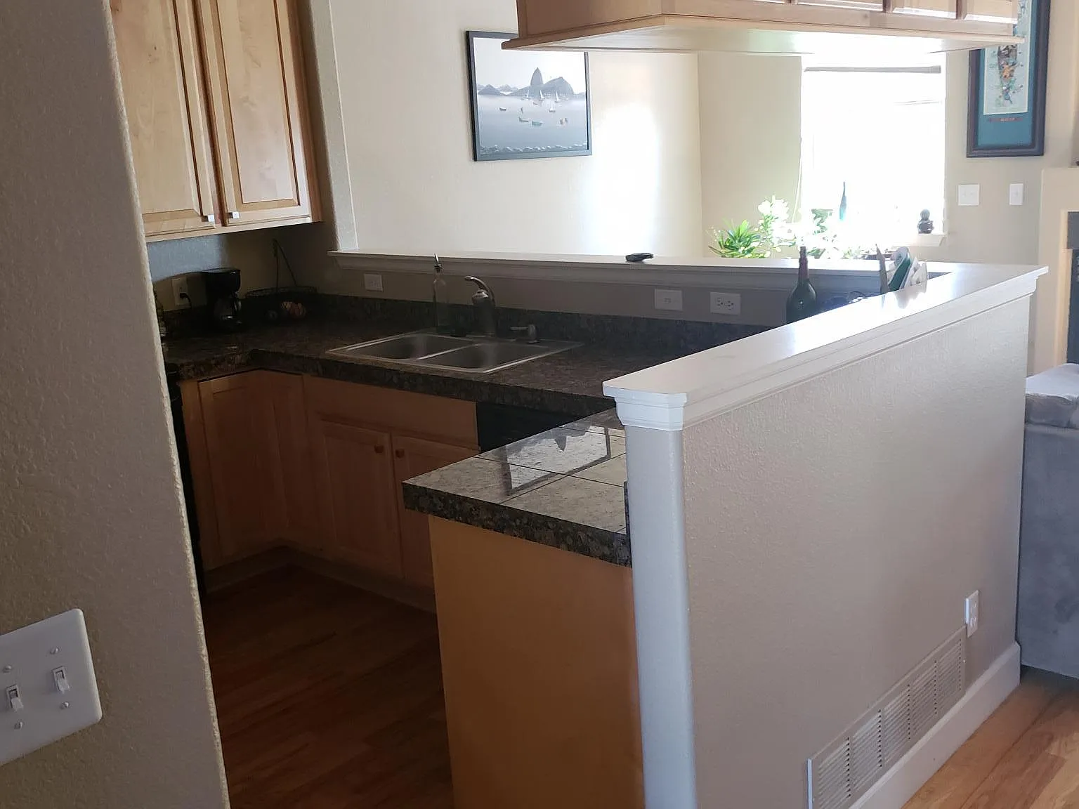 2 bed, 2.5 bath, 1313 sqft, $2,800 — Photo 3