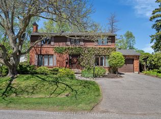 60 Horner Dr, Ottawa, ON K2H5E9
