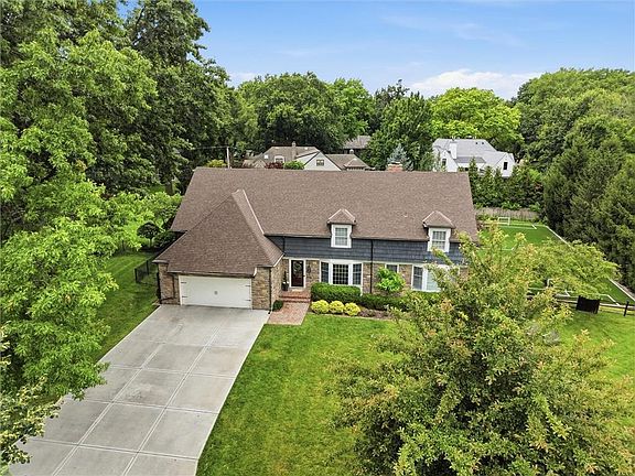 2nd image of 6522 Willow Ln