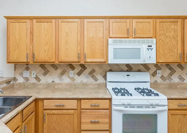1804 Ryan Ct — Photo 6