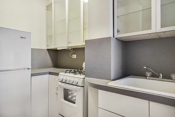 Rented by Compass | media 14