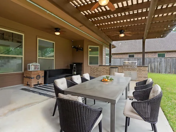 6 Pilot Rock Pl, Tomball, TX 77375