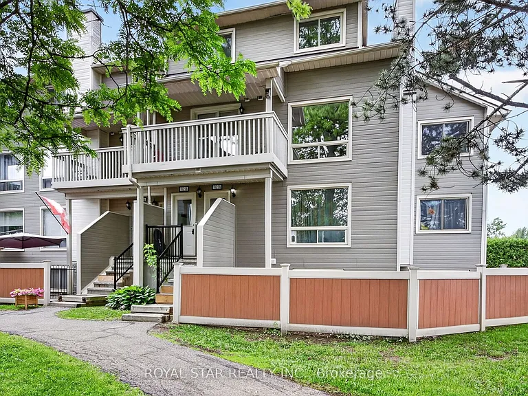 762 Saint Andre Dr #5B — Photo 2