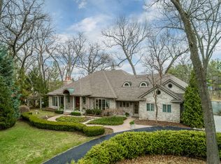 1101 Nakomis Trl, Lake Orion, MI