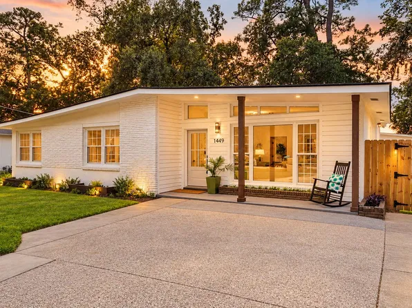 1449 S Sherwood Dr, Charleston, SC 29407