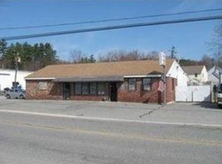 17 Parham Rd, Tyngsboro, MA 01879