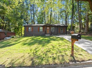 805 Sandy Creek Dr NW, Atlanta, GA 30331