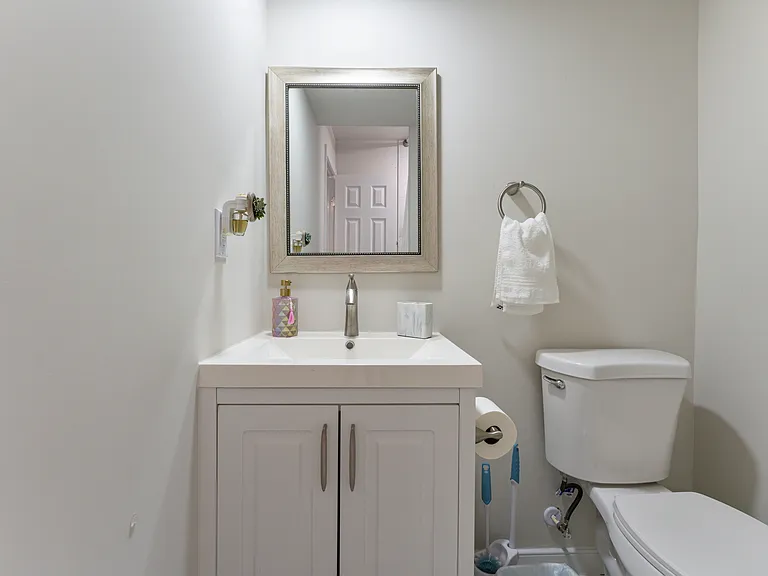2 Webster Ct — Photo 6