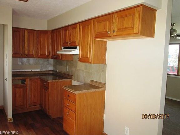 5th image of 11421 Stormes Dr