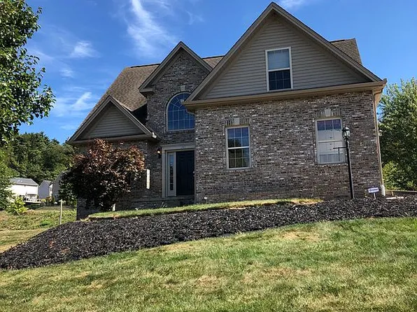 345 Fieldbrook Dr, Washington, PA 15301