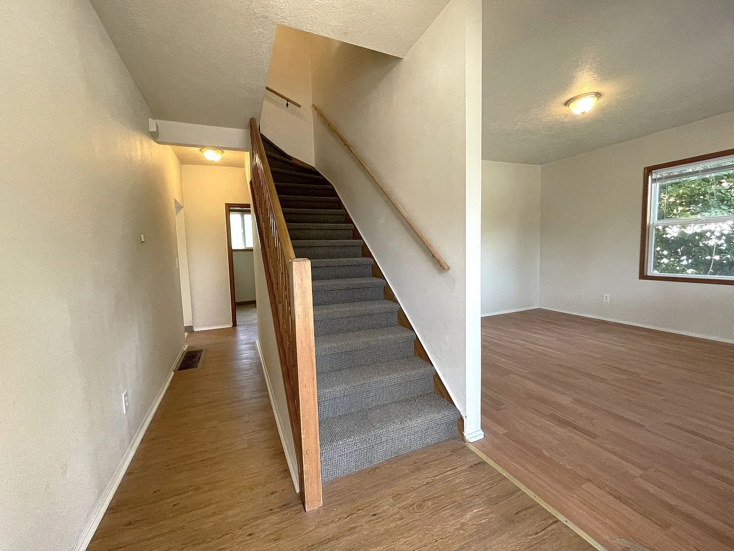 Charming Vintage North Portland Home with Porch and Plenty of Storage Space! — Photo 4