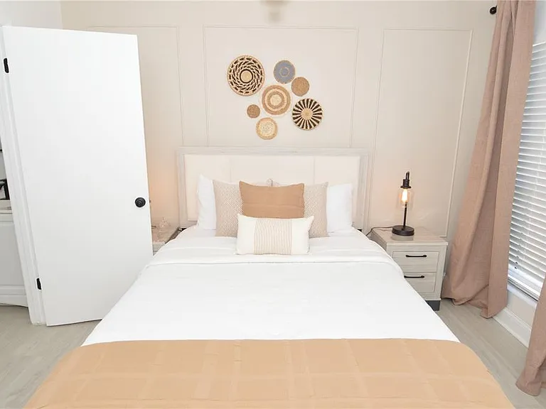 8714 Mallard Reserve Dr #201 — Photo 30