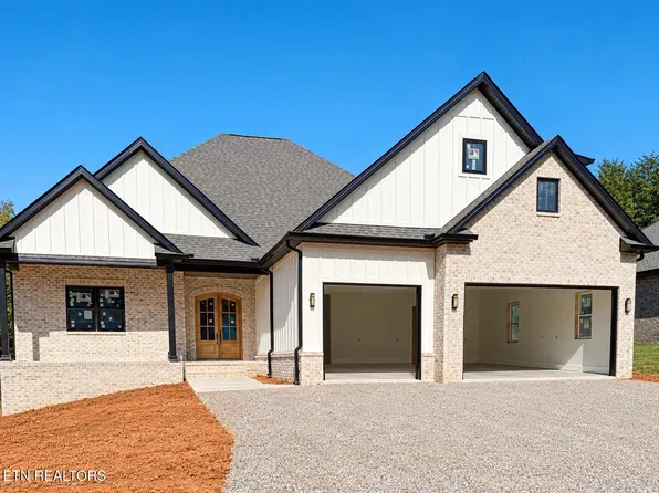 137 Sikwa Trl, Vonore, TN 37885