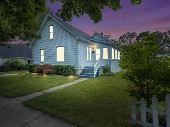 67769 Gleason St, Richmond, MI 48062