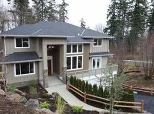 8846 NE 161st Pl, Kenmore, WA 98028