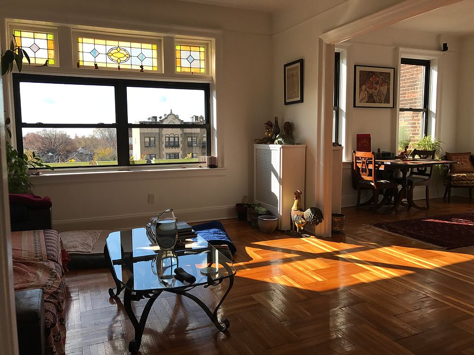 2nd image of 53 Duncan Ave