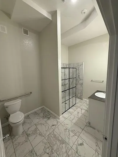 910 Broad St #104 — Photo 6