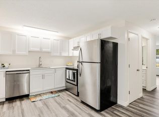 Heritage Crossing Townhome Apartments, Portland, OR 97267