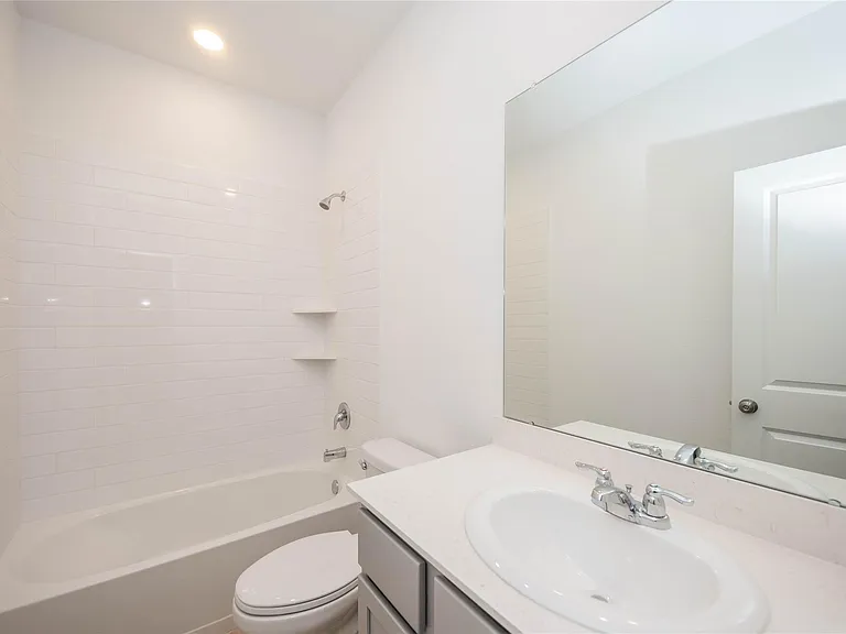 2550 Olivine Stone Dr — Photo 28